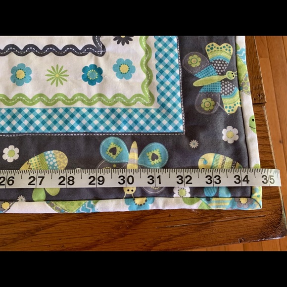 Handmade baby quilt - Picture 11 of 12